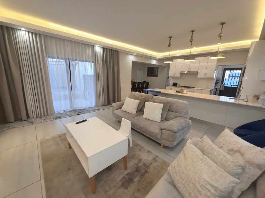4 Bedroom Property for Sale in Sandown Western Cape